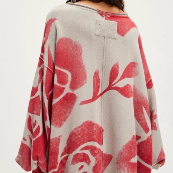 Free People PAINTERS GARDEN PULLOVER NWT
UNAVAILABLE ONLINE IN RED SZ- MEDIUM - Picture 3 of 4